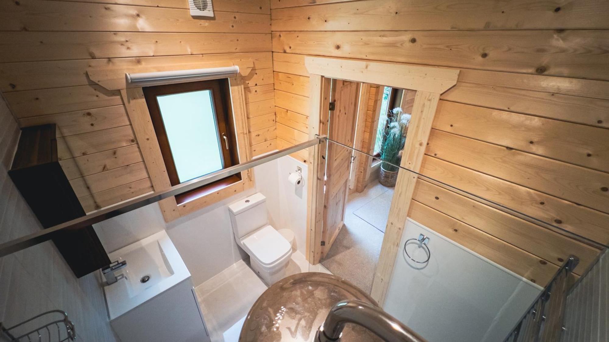 Sundance Lodge, Fantastic New Cabin With Hot Tub - Sleeps 6 - Largest In Felmoor Park Morpeth Zimmer foto