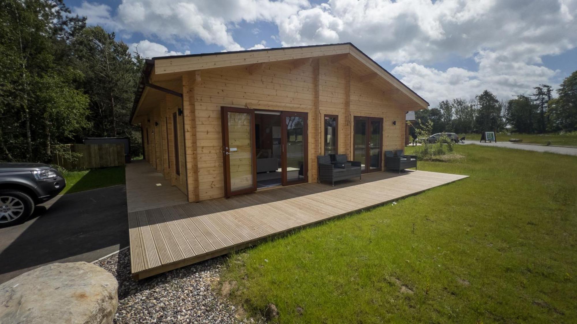 Sundance Lodge, Fantastic New Cabin With Hot Tub - Sleeps 6 - Largest In Felmoor Park Morpeth Zimmer foto